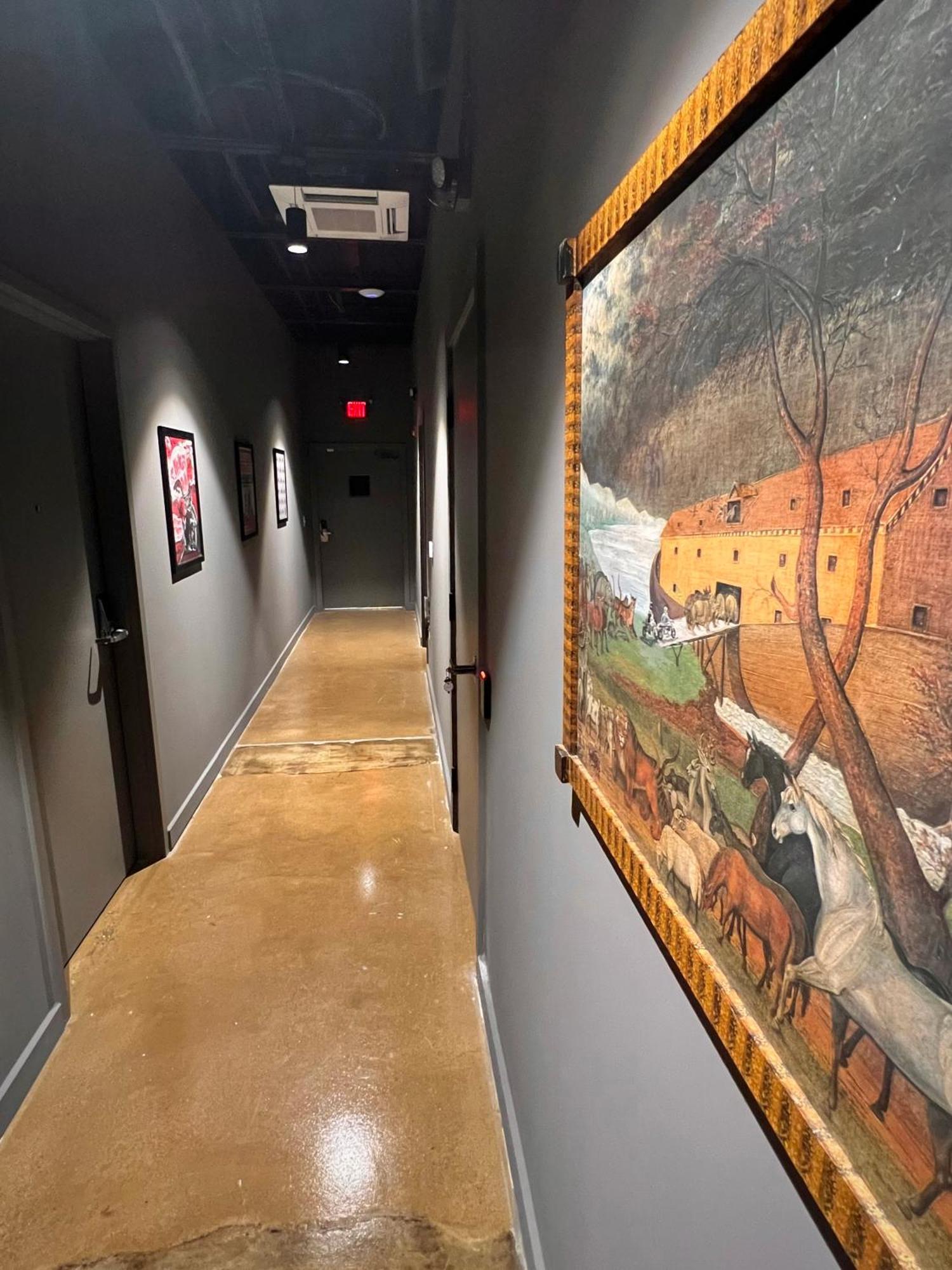 Classified Moto - The Frank Room Richmond Bagian luar foto