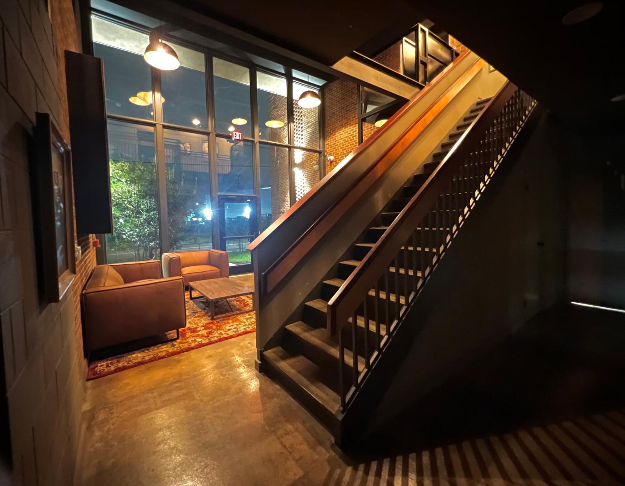 Classified Moto - The Frank Room Richmond Bagian luar foto